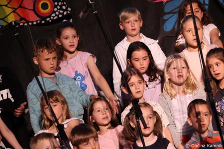 Območna revija otroških in mladinskih pevskih zborov občin Kamnik in Komenda (32)